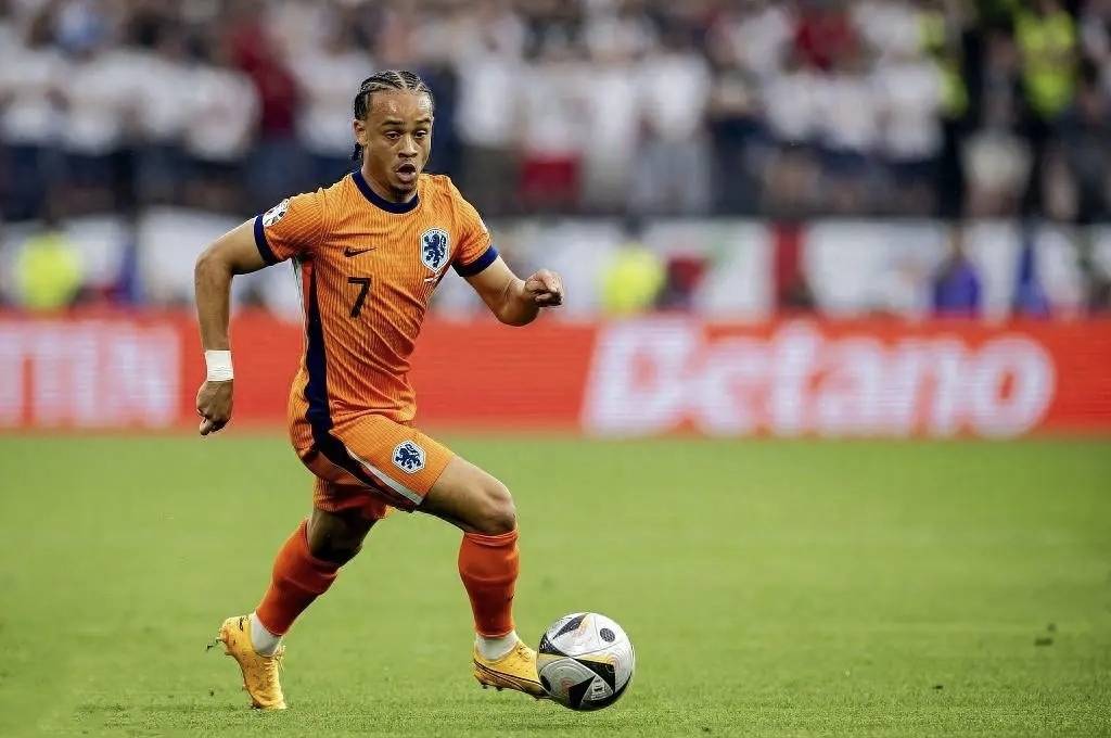 利物浦新星爆发，挑战曼联防线坚固