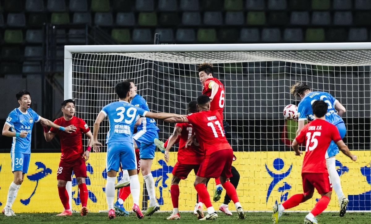 凭借一波上海海港，中超成功团战，现场观众齐声高喊的简单介绍