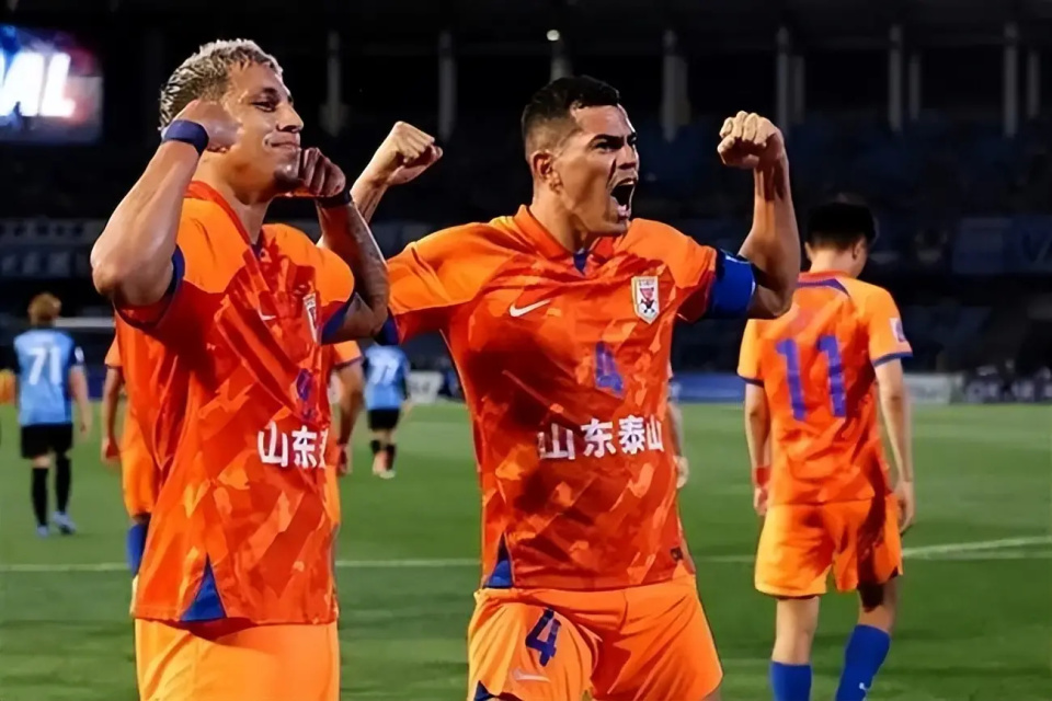 1xBit体育app-关于凭借一波山东泰山,亚冠成功逆转,现场教练席炸锅的信息