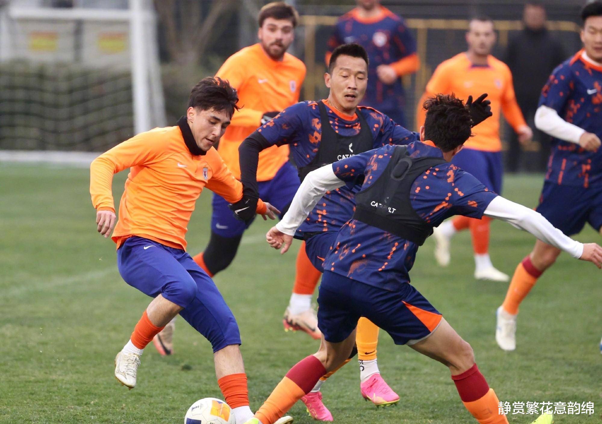 1xBit体育官方-包含恒丰备战关键比赛,球员备战认真的词条