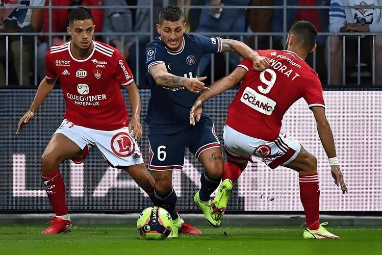 里尔继续稳扎稳打，冲击法甲冠军的简单介绍