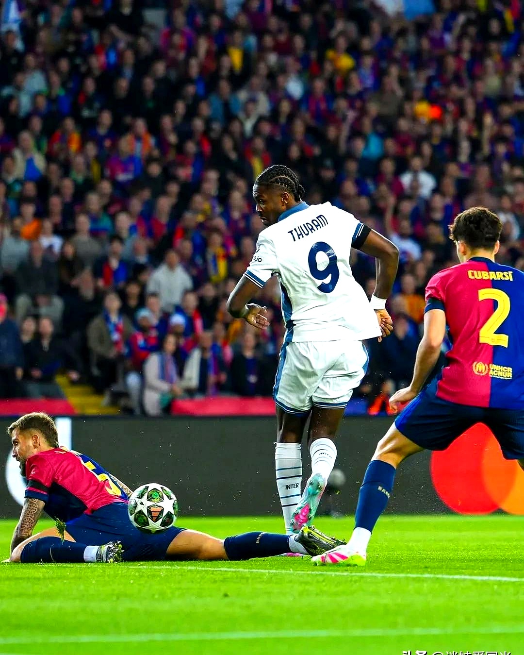 精彩的球员表现为比赛增添了亮眼一笔