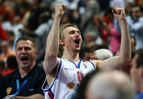 1xBit体育网站-俄罗斯击败对手夺得男子篮球比赛冠军