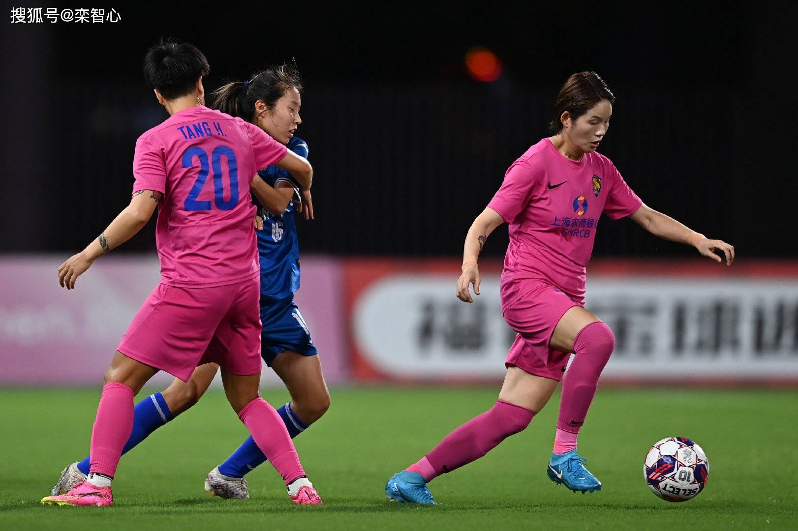 1xBit体育电竞-上海女足欲夺取新赛季冠军，备战大比赛