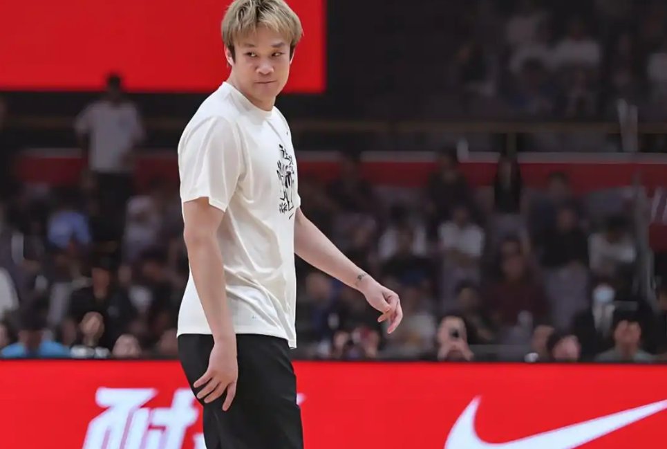 1xBit体育教练-包含丁彦雨航砍下三双，助辽宁横扫对手的词条