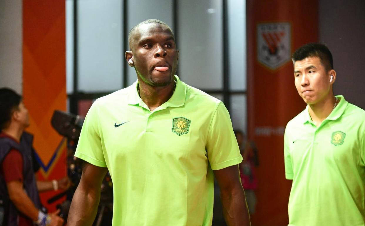 球队换帅后状态回升,连胜气氛浓厚 球队换帅后状态回升,连胜气氛浓厚