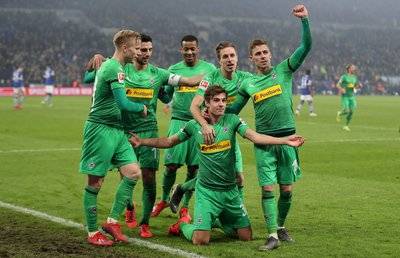 1xBit体育直播-包含法兰克福主场大胜对手,欧战区位置牢固的词条