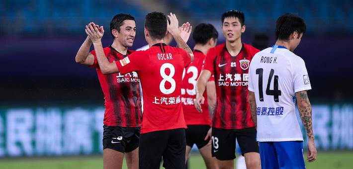 恒大中场包揽进球,轻松击败重庆 恒大中场包揽进球,轻松击败重庆